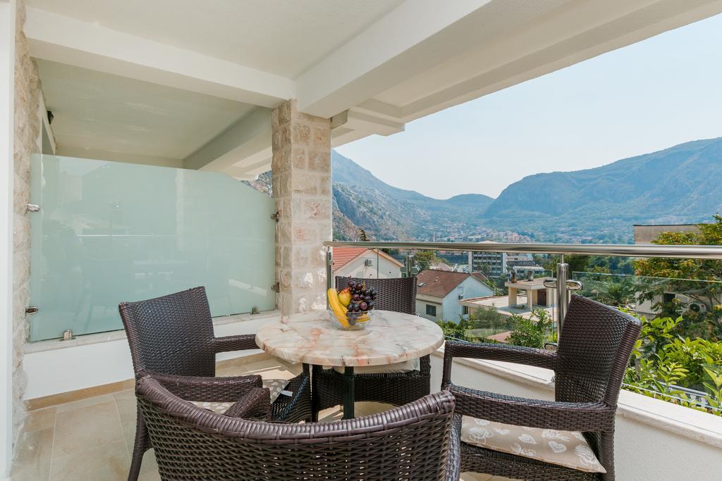 Apartments Los Olivos Kotor Pokoj fotografie